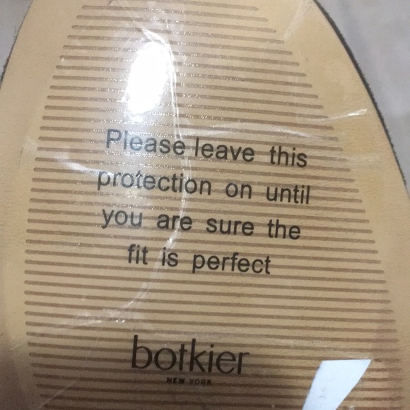 New without tags Botkier black suede heels - Picture 2 of 5